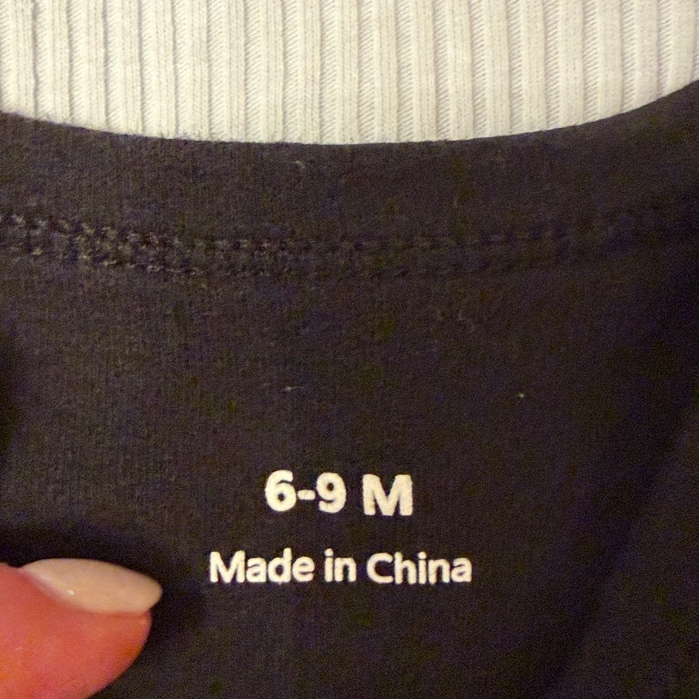 Set of 4 Baby Bodysuits - Picture 4 of 5